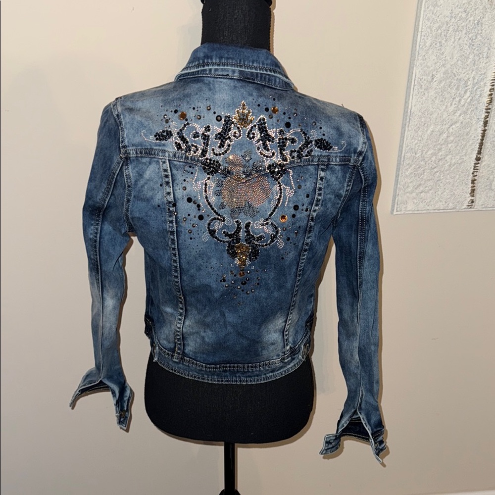 COPY - Embroidered Blue Denim Jacket With Embellishments - Picture 5 of 7